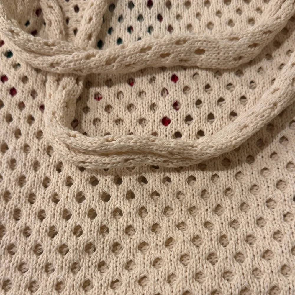 Strawberry Crochet Tote Bag - Cream and Red - Picture 5 of 6